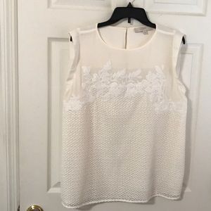 Loft L cream sleeveless blouse with appliqué